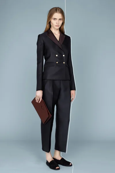 Look 16